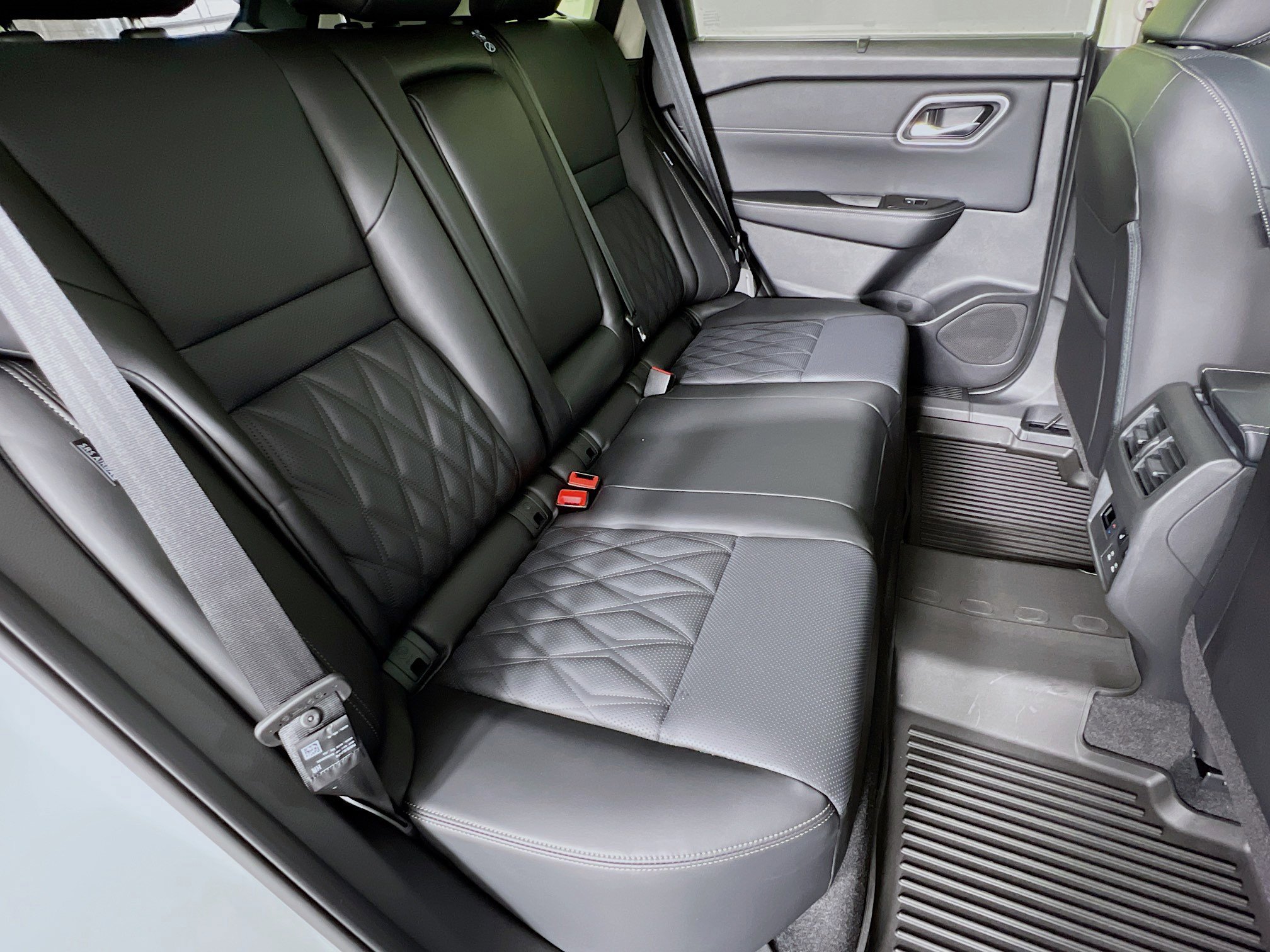 New 2026 Nissan Rogue Platinum w/ Platinum Premium Package image 25