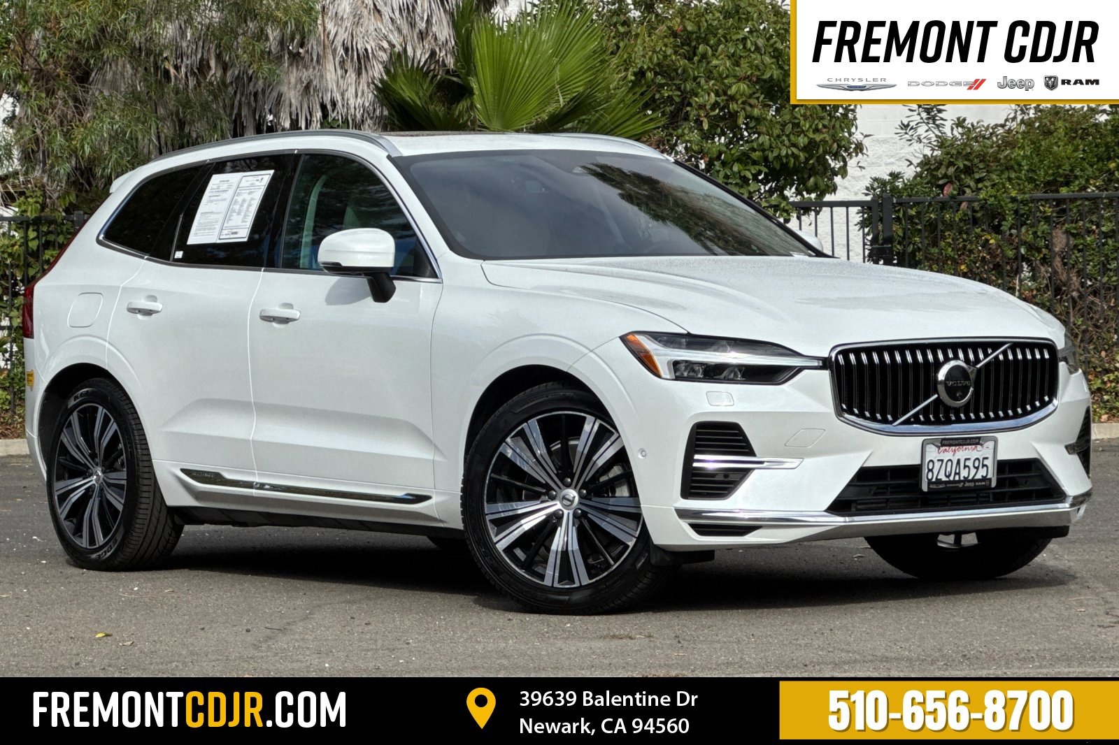 Used 2022 Volvo XC60 T8 Inscription w/ Advanced Package