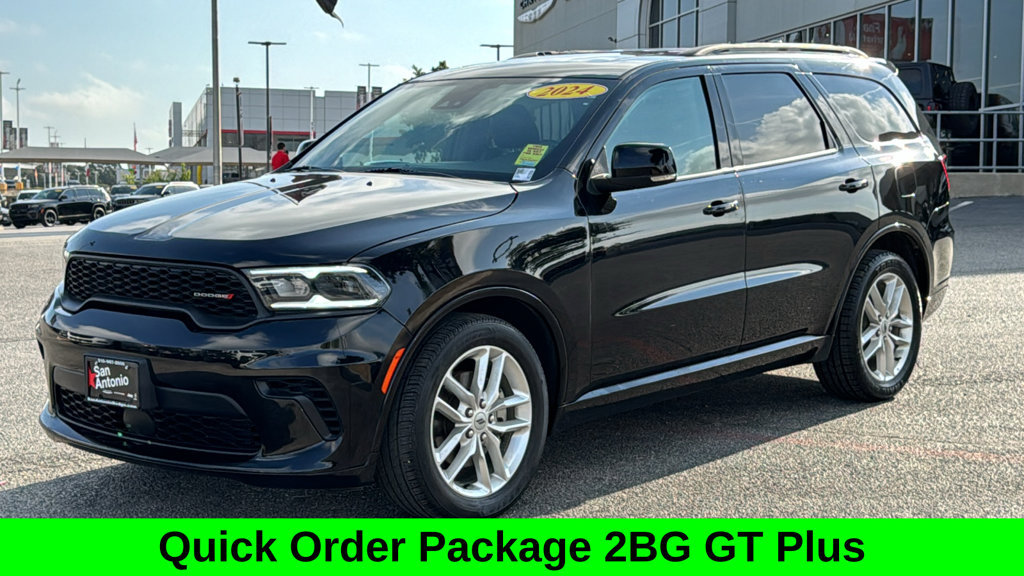 Used 2024 Dodge Durango GT RWD image 3