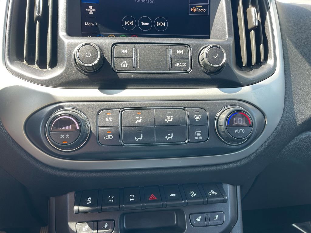 Used 2020 Chevrolet Colorado ZR2 w/ ZR2 Midnight Special Edition image 18