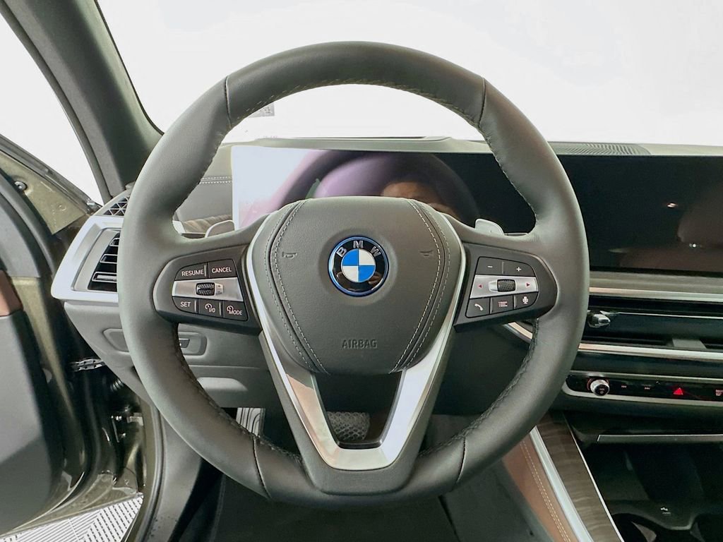Used 2026 BMW X5 xDrive50e w/ Climate Comfort Package AWD/4WD image 10