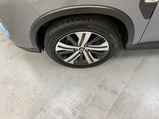 Used 2025 Mitsubishi Outlander Sport ES image 11