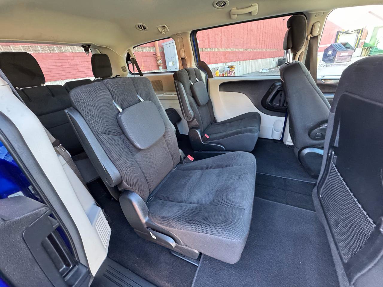 Used 2019 Dodge Grand Caravan SE image 13