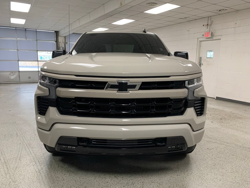 Used 2026 Chevrolet Silverado 1500 RST w/ RST Select Package AWD/4WD image 4
