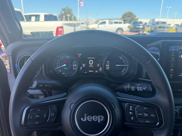 Used 2024 Jeep Wrangler Unlimited Rubicon 4xe AWD/4WD image 17