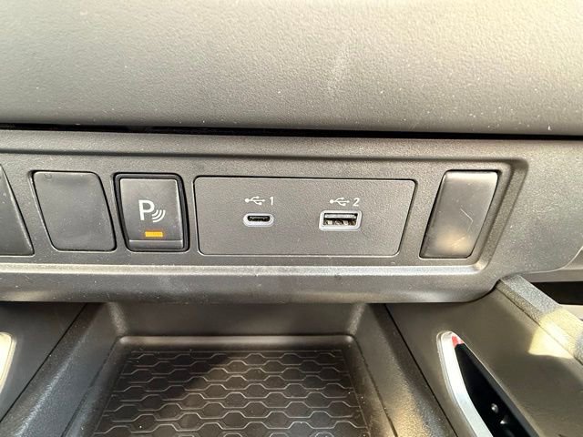 Certified 2024 Nissan Frontier SV w/ Technology Package image 35