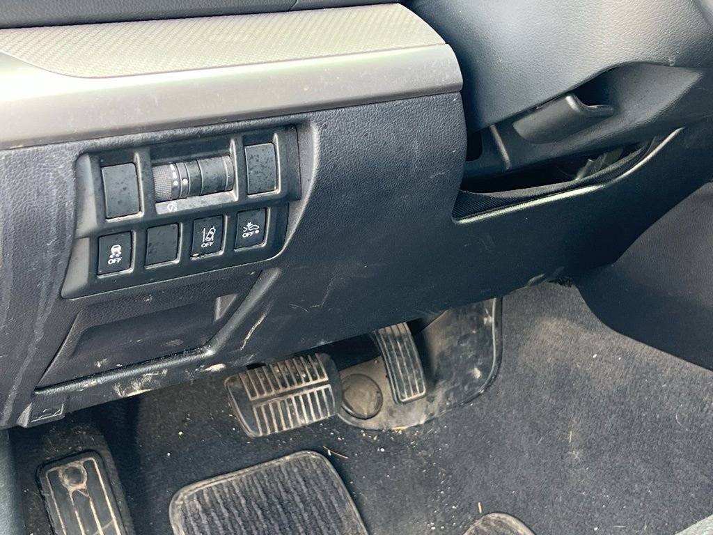 Used 2019 Subaru Outback 2.5i Premium AWD/4WD image 29