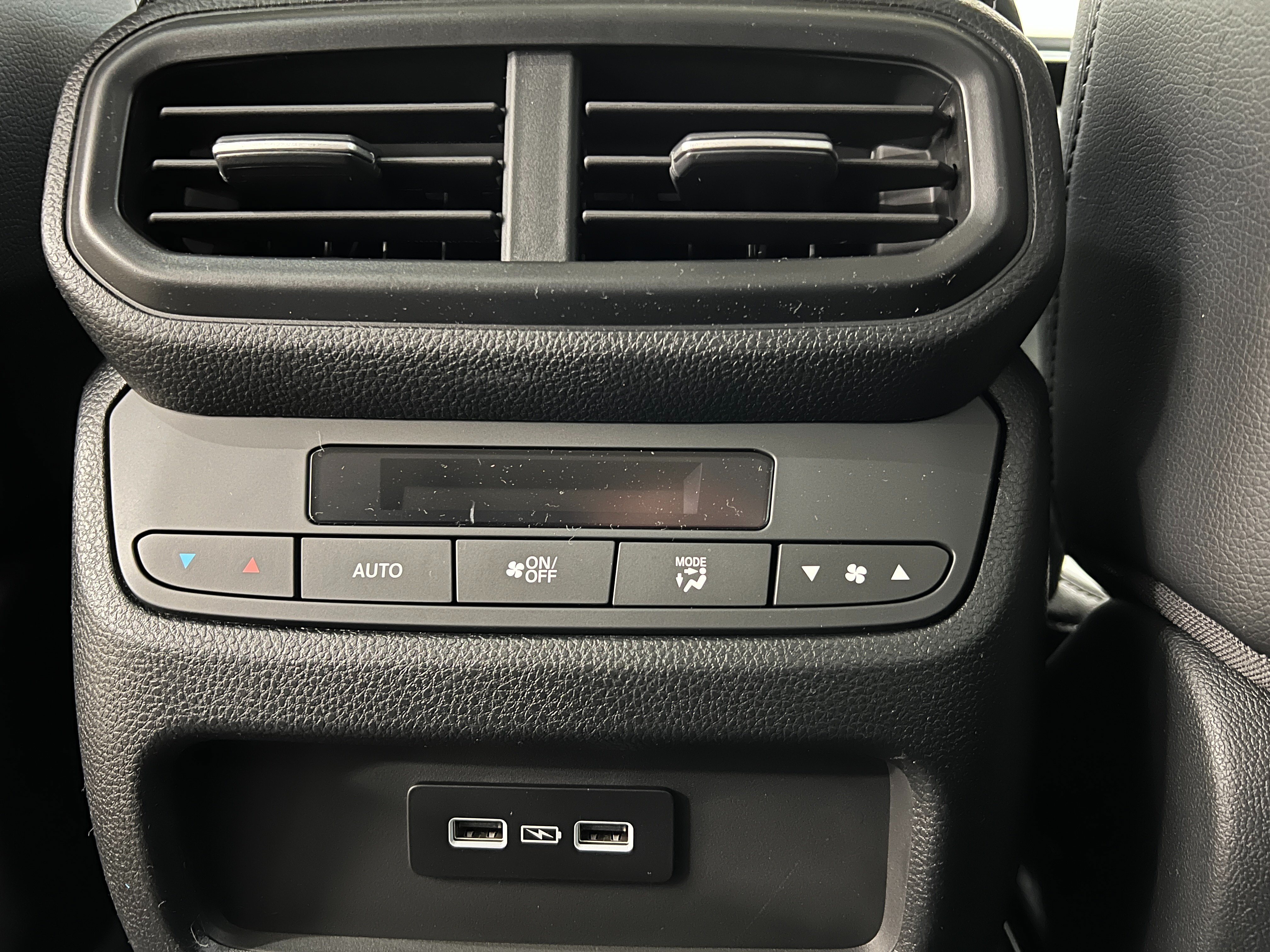 New 2025 Honda Pilot Touring image 33