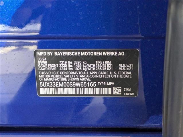 Used 2025 BMW X7 M60i w/ Executive Package image 20