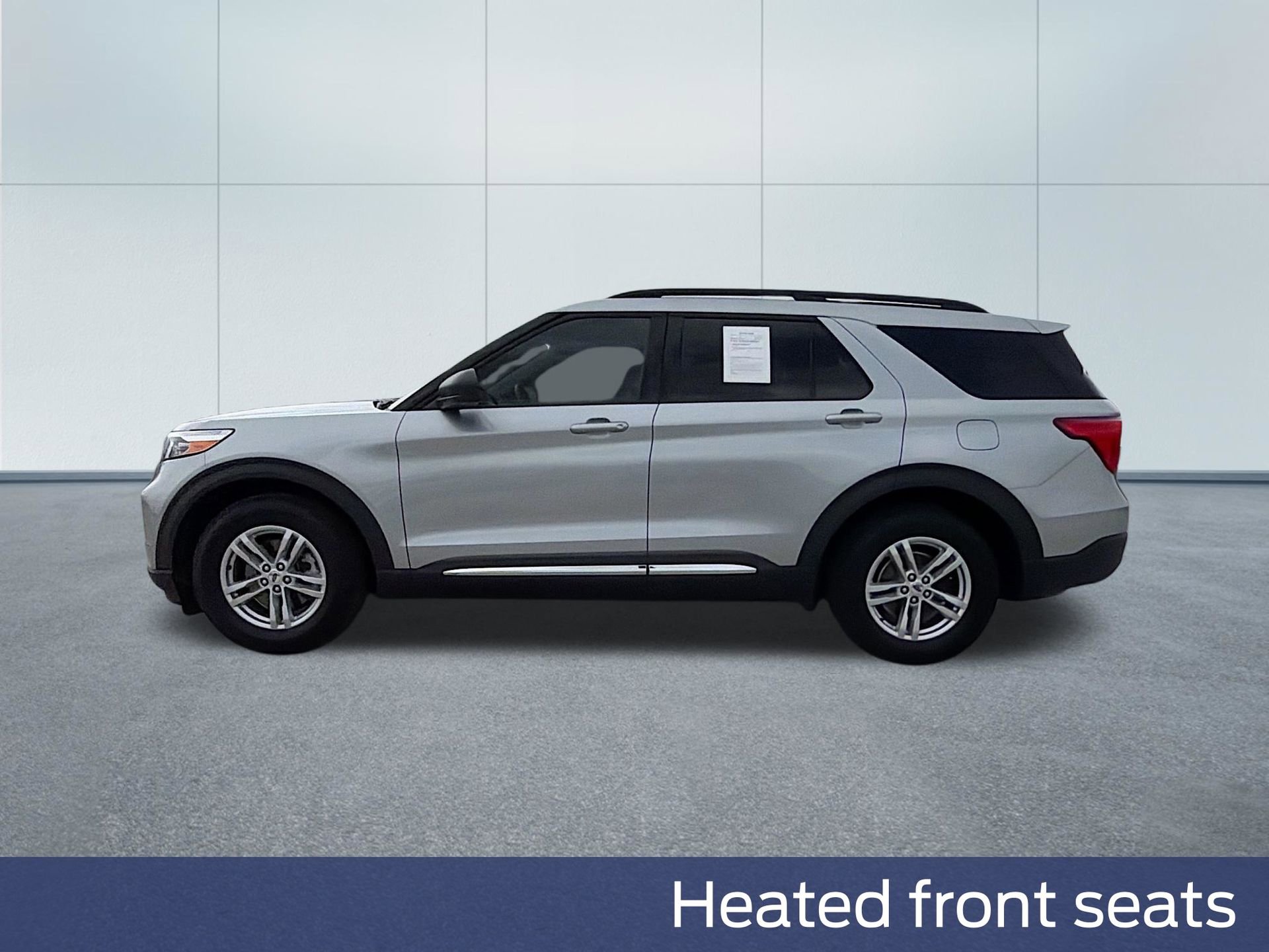 Used 2023 Ford Explorer XLT w/ Equipment Group 202A image 12