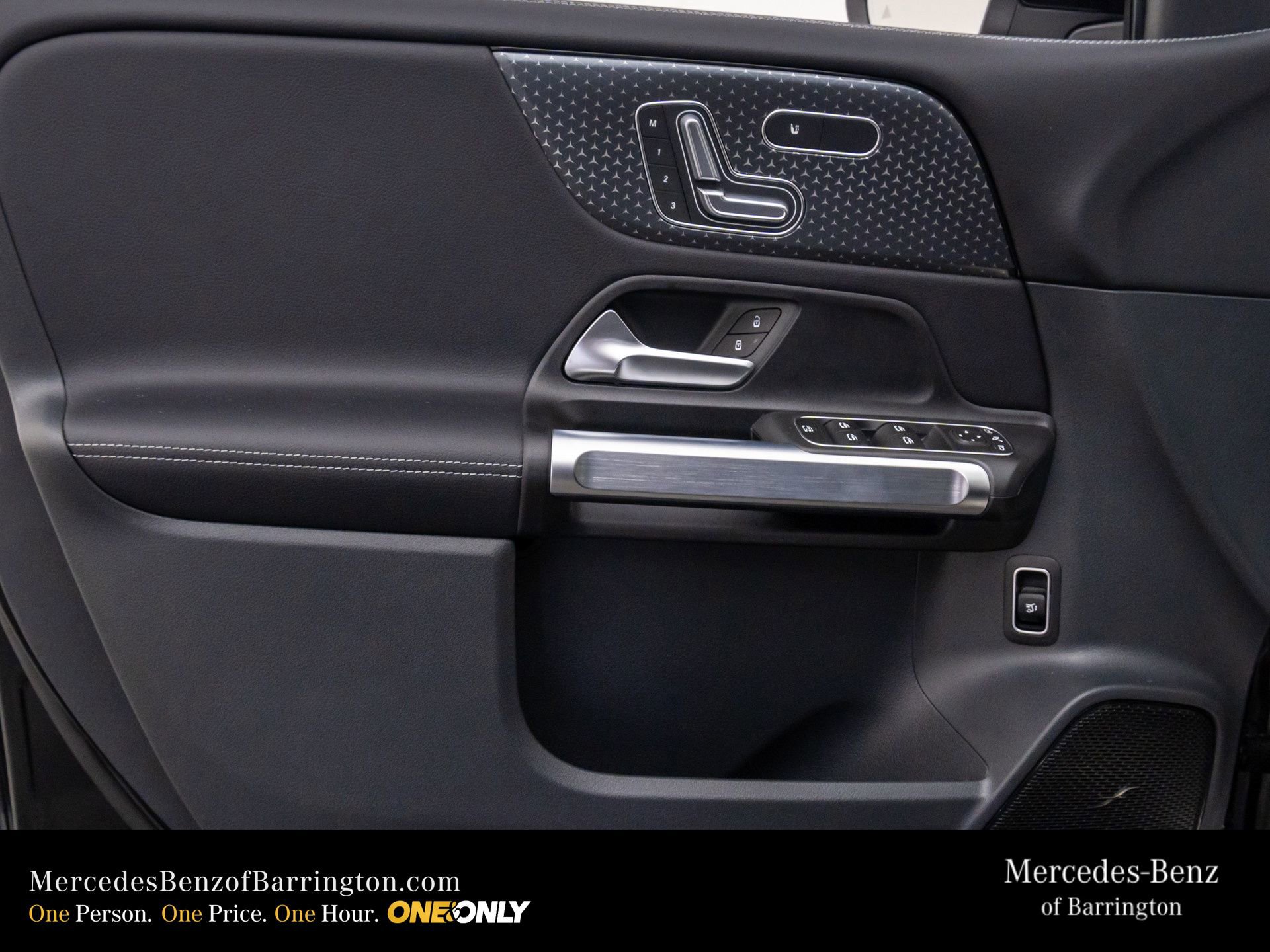 New 2026 Mercedes-Benz GLB 250 4MATIC image 15