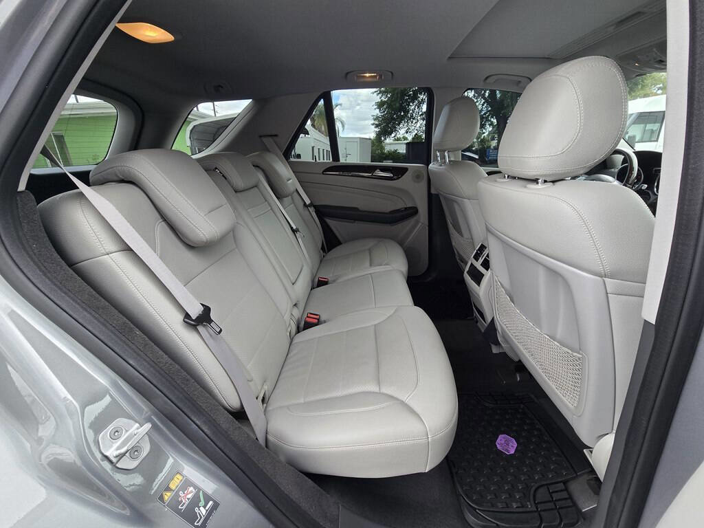 Used 2015 Mercedes-Benz ML 250 BlueTEC 4MATIC image 16