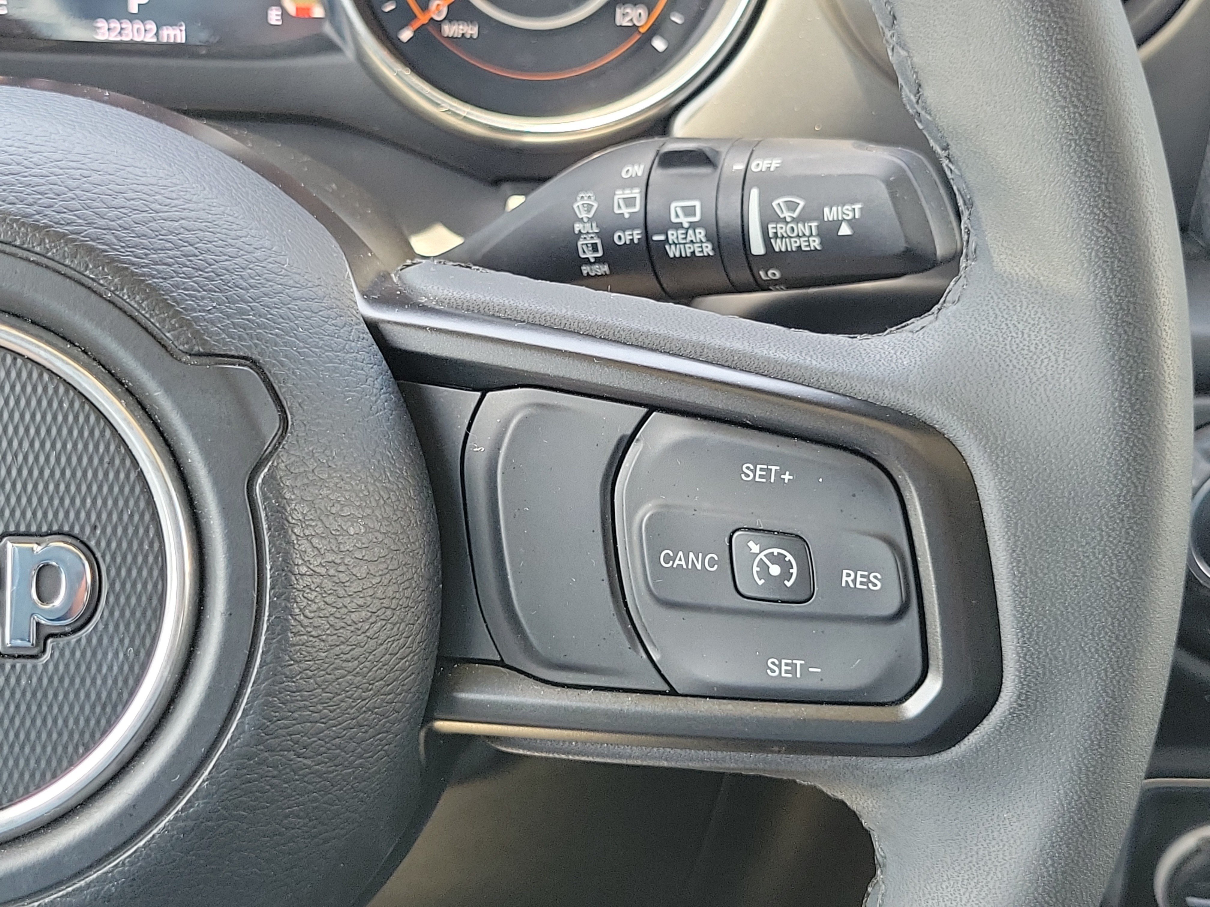 Used 2023 Jeep Wrangler Sport AWD/4WD image 25