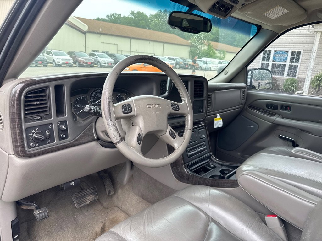 Used 2006 GMC Yukon Denali image 15