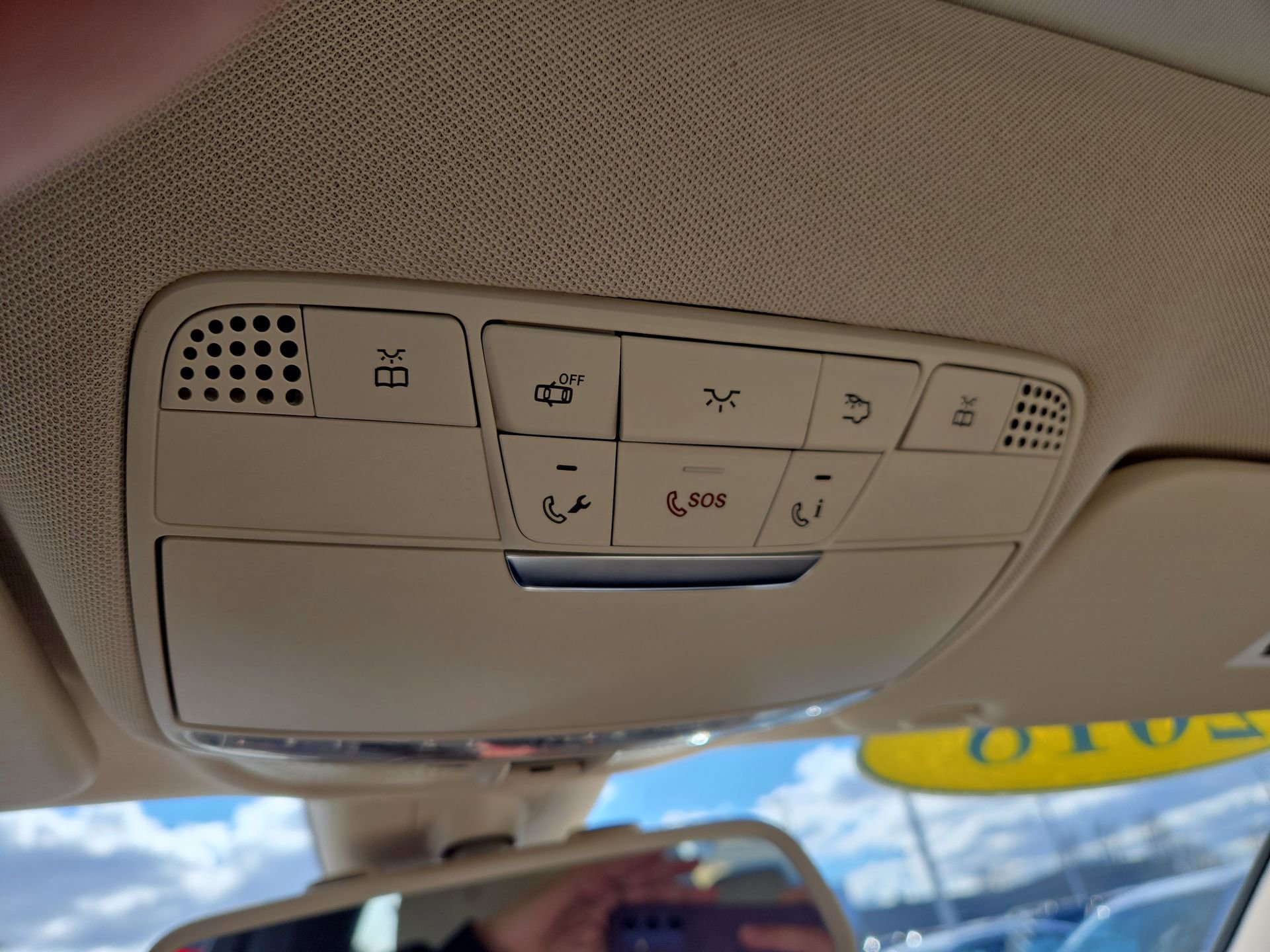 Used 2018 Mercedes-Benz C 300 Sedan image 26