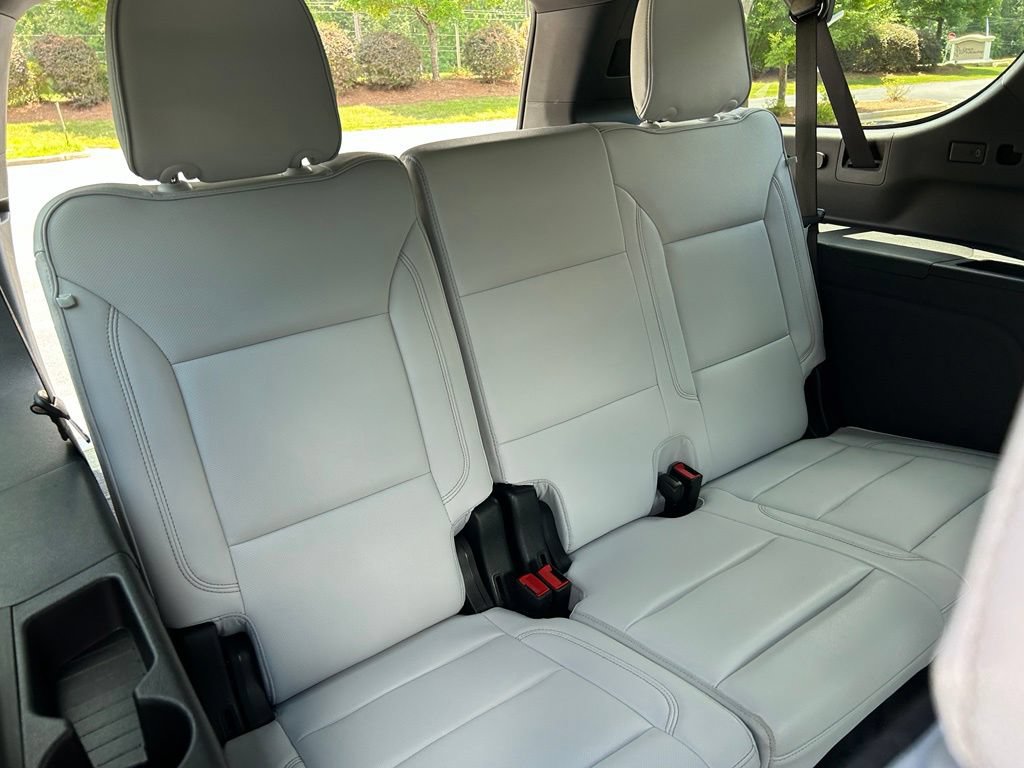 Used 2025 Chevrolet Suburban Premier w/ Sun And Tow Package RWD image 53