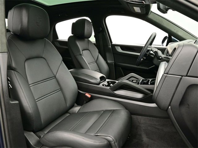 New 2025 Porsche Cayenne S image 19