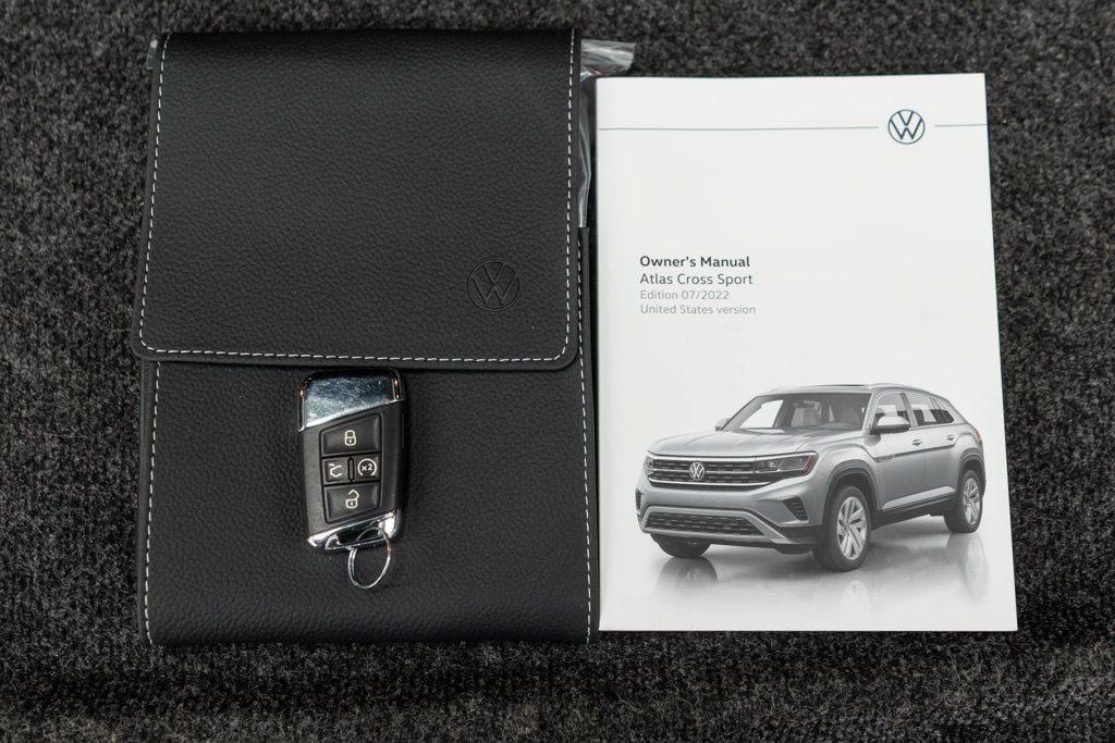 Used 2023 Volkswagen Atlas Cross Sport SE w/ Black Wheel Package AWD/4WD image 50