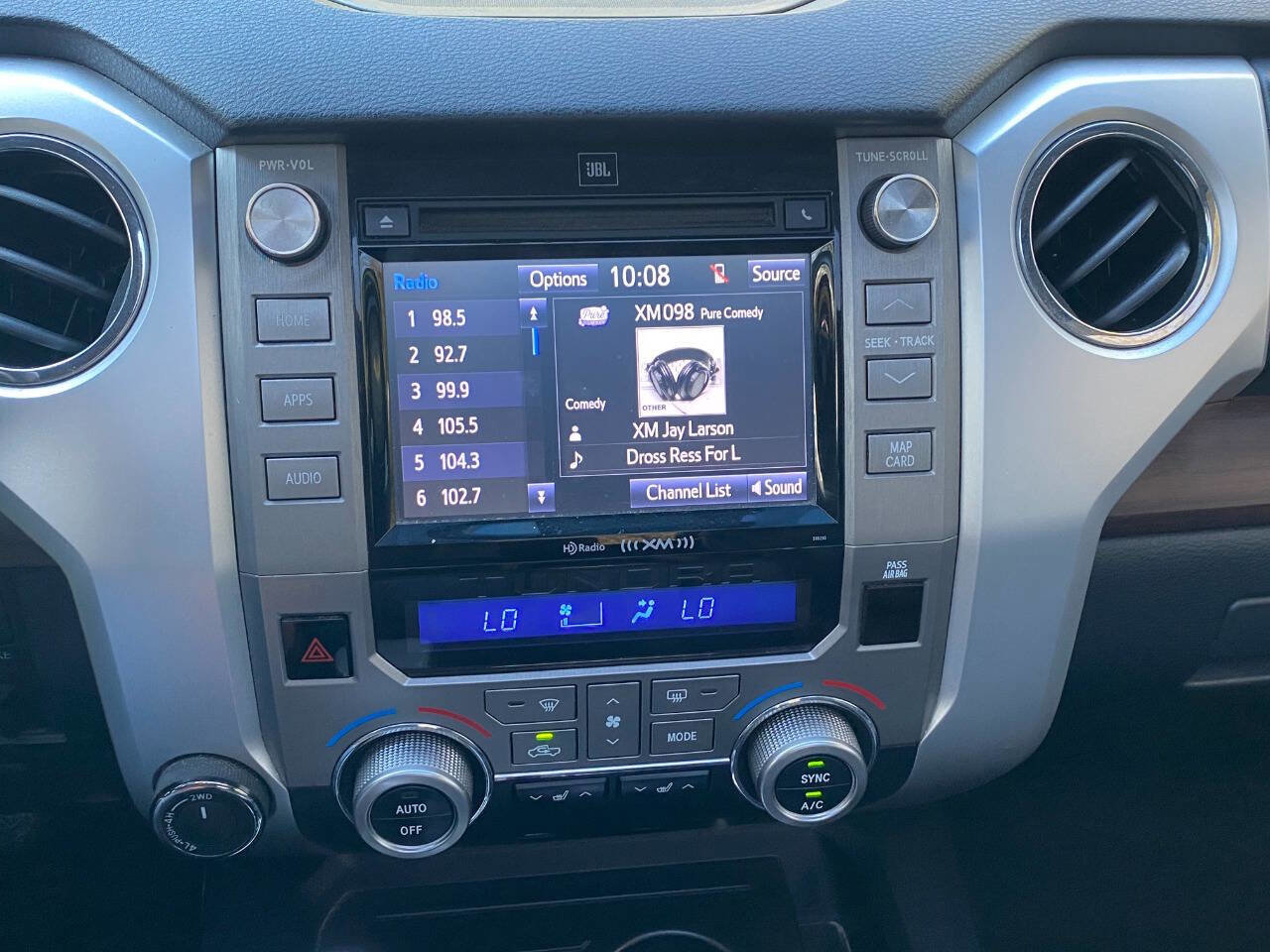 Used 2018 Toyota Tundra Limited w/ Limited Premium Package image 34