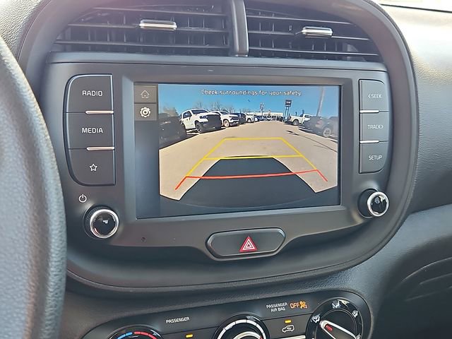 Used 2023 Kia Soul LX w/ Option Group 015 FWD image 16