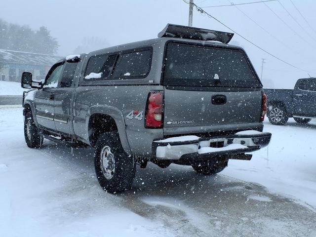 Used 2006 Chevrolet Silverado 2500 LT w/ Skid Plate Package image 7