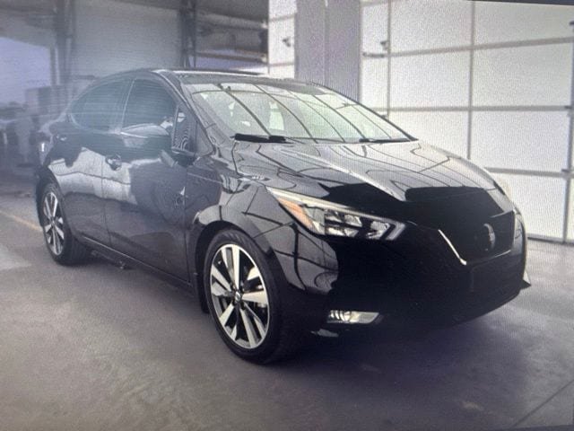 Used 2020 Nissan Versa SR FWD image 19