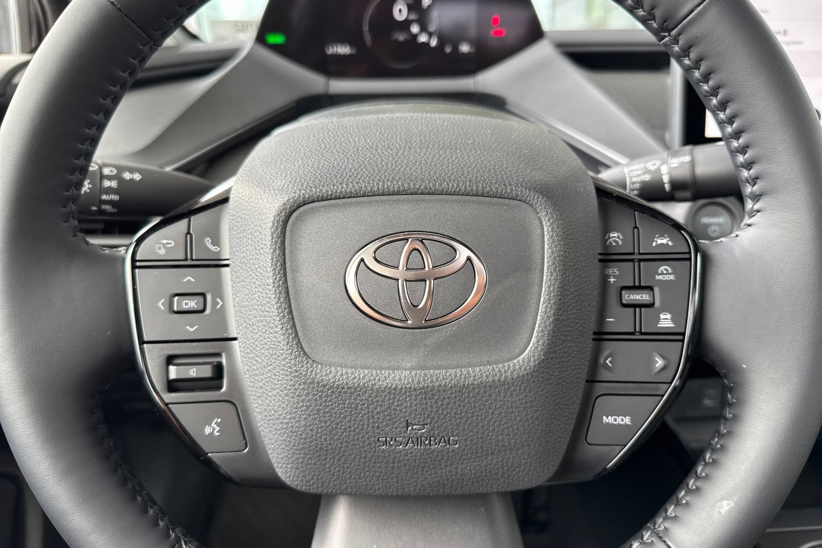 New 2027 Toyota Prius FWD image 26