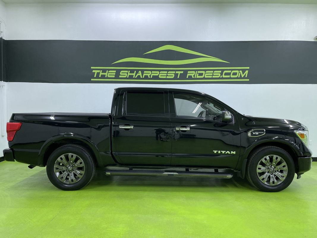 Used 2017 Nissan Titan Platinum Reserve image 11