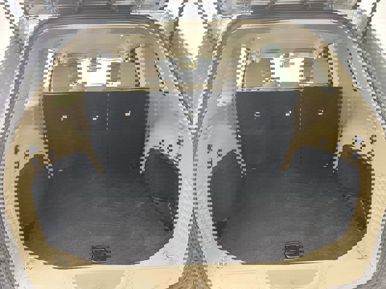 Used 2016 Jeep Grand Cherokee Laredo w/ Quick Order Package 23E image 26