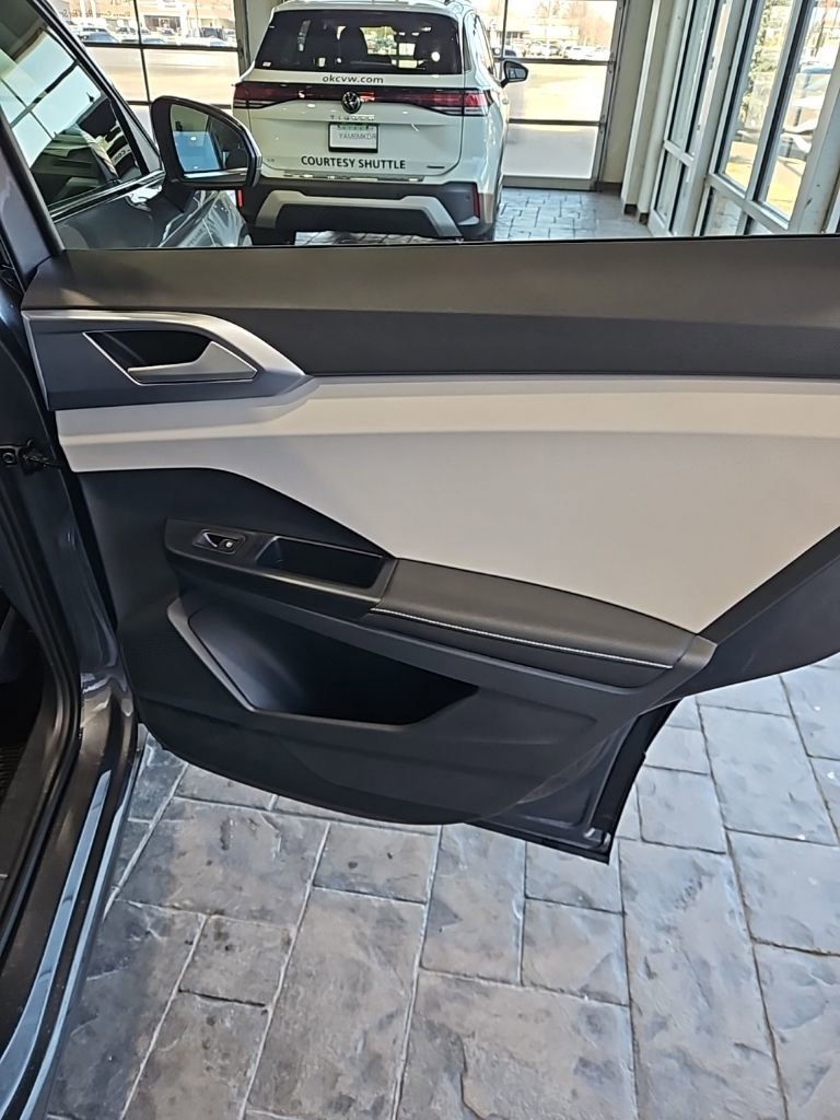 New 2026 Volkswagen Taos SE AWD/4WD image 14