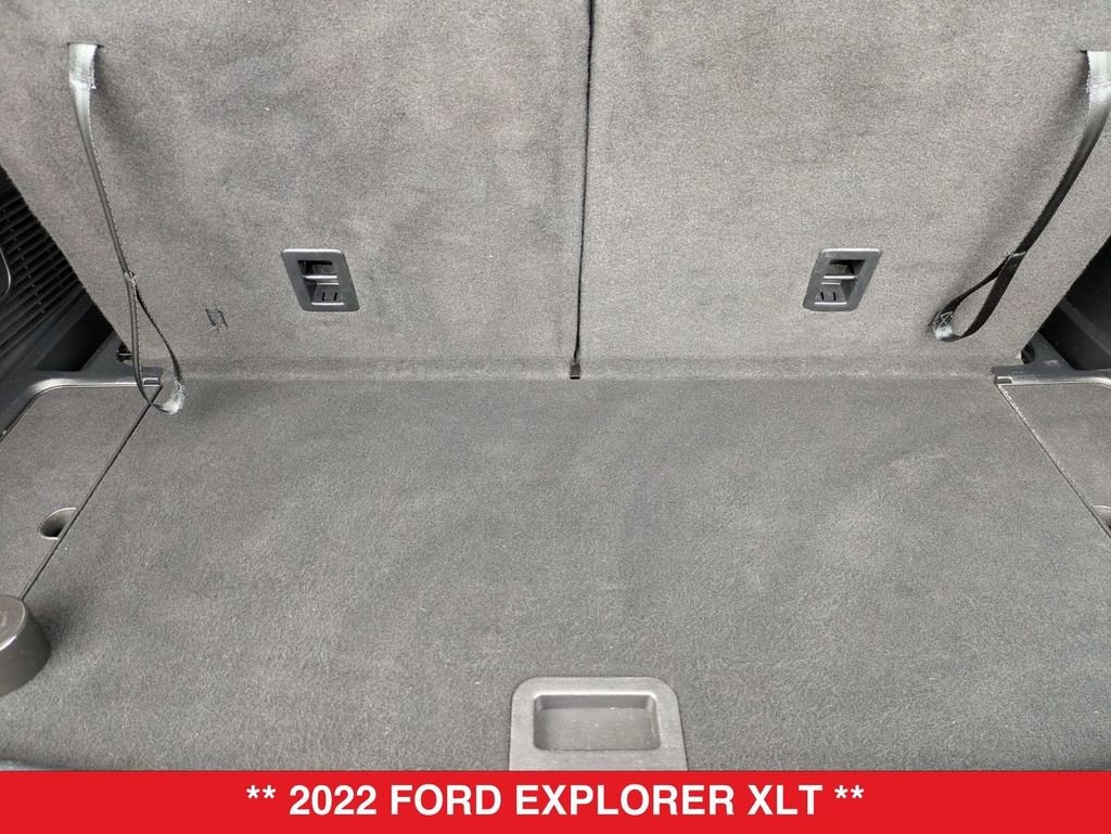 Used 2022 Ford Explorer XLT image 35