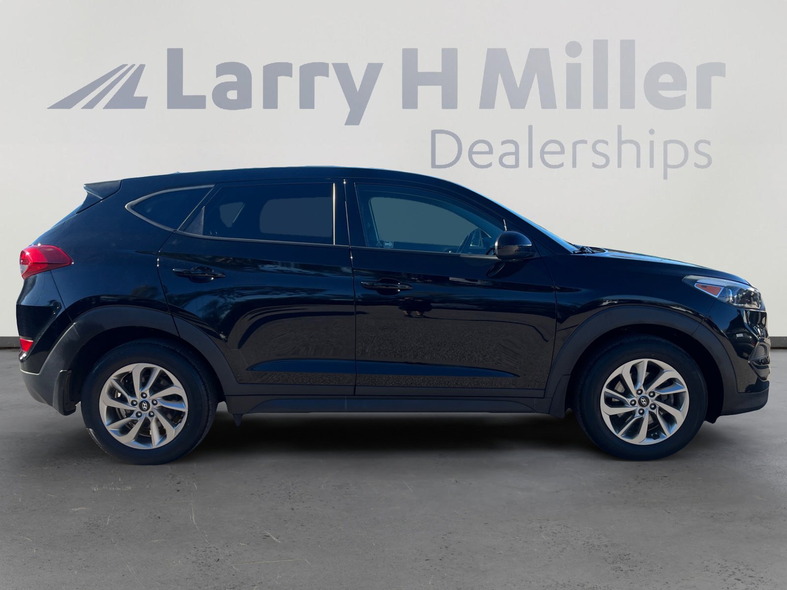 Used 2018 Hyundai Tucson SE image 6