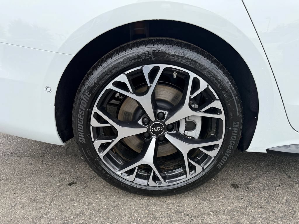 New 2026 Audi A6 Premium Plus AWD/4WD image 11