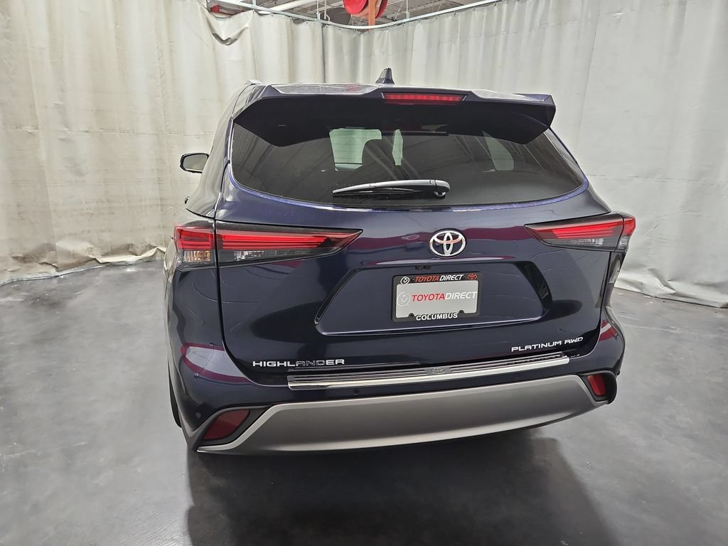 New 2026 Toyota Highlander Platinum AWD/4WD image 6