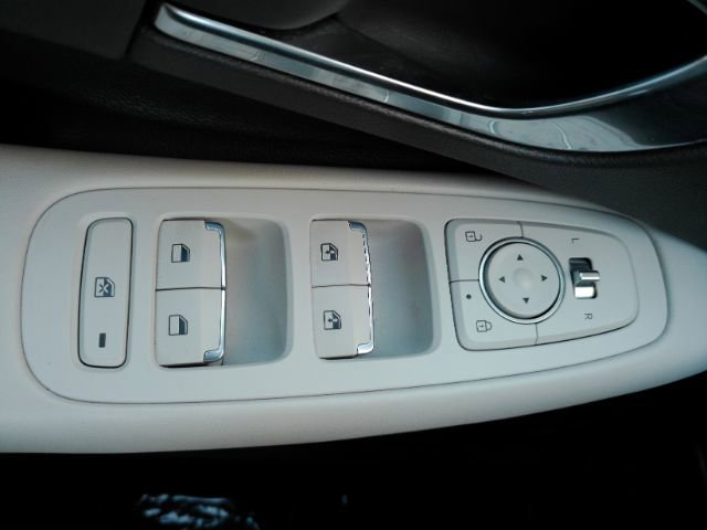 Used 2023 Hyundai Sonata SEL image 35