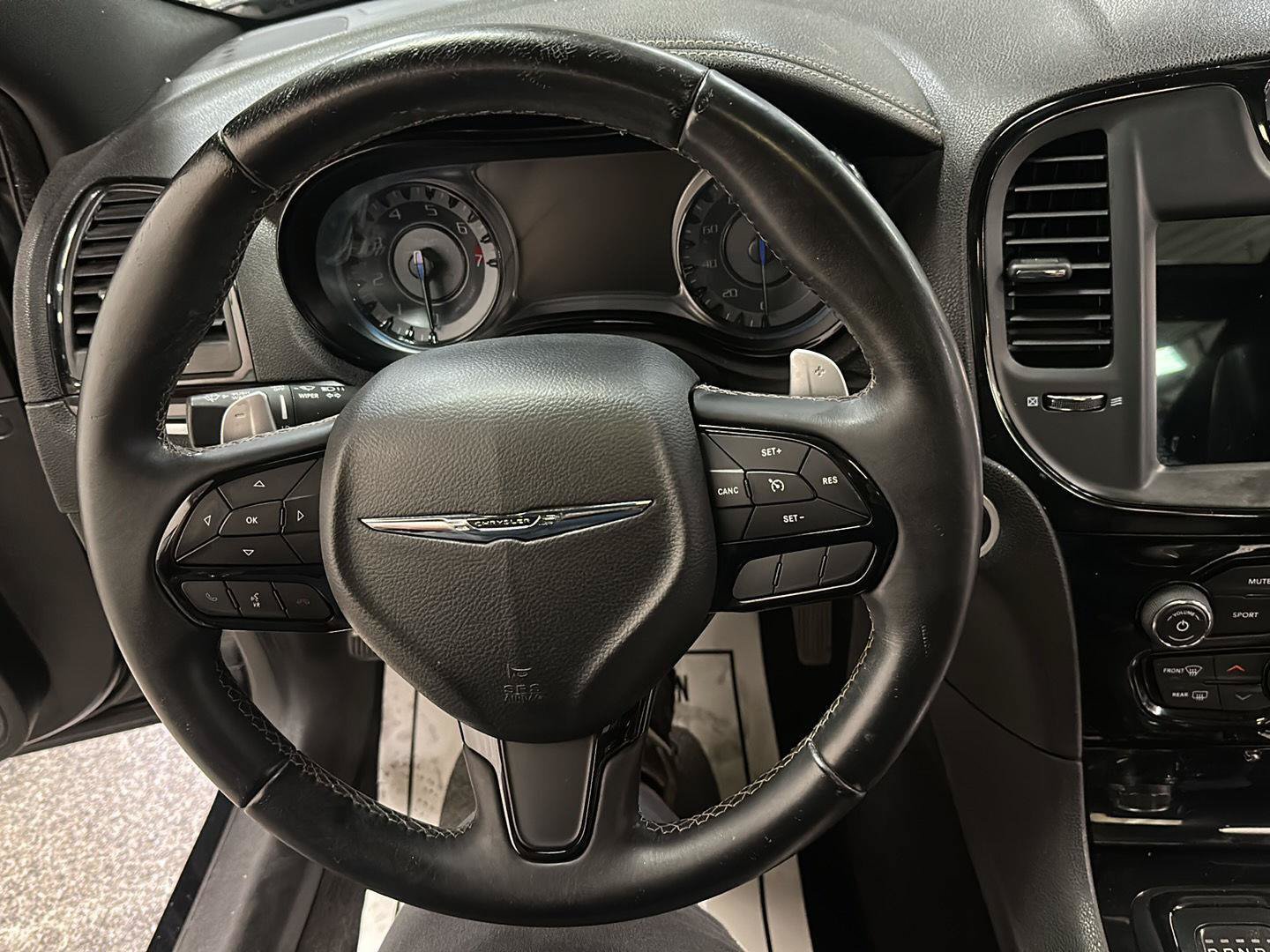 Used 2017 Chrysler 300 S w/ 300S Premium Group AWD/4WD image 19