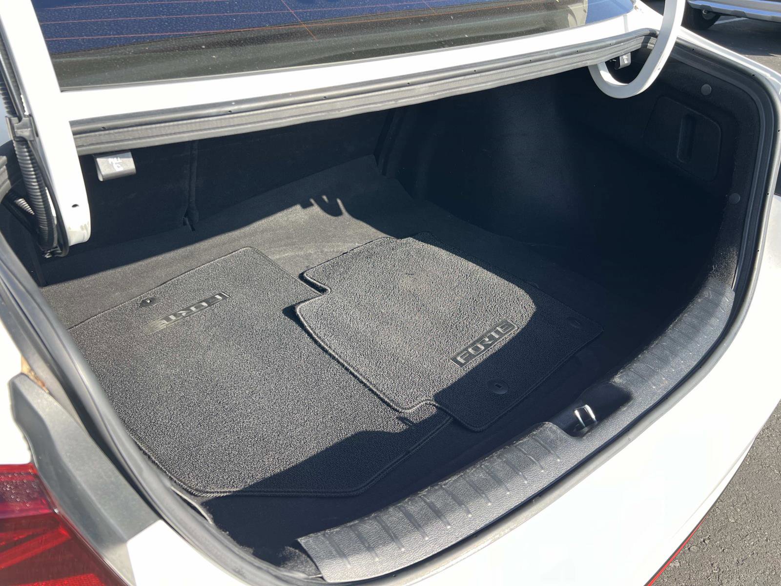 Used 2021 Kia Forte GT-Line image 22