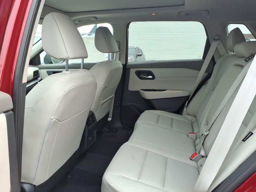 New 2026 Nissan Rogue Dark Armor AWD/4WD image 19