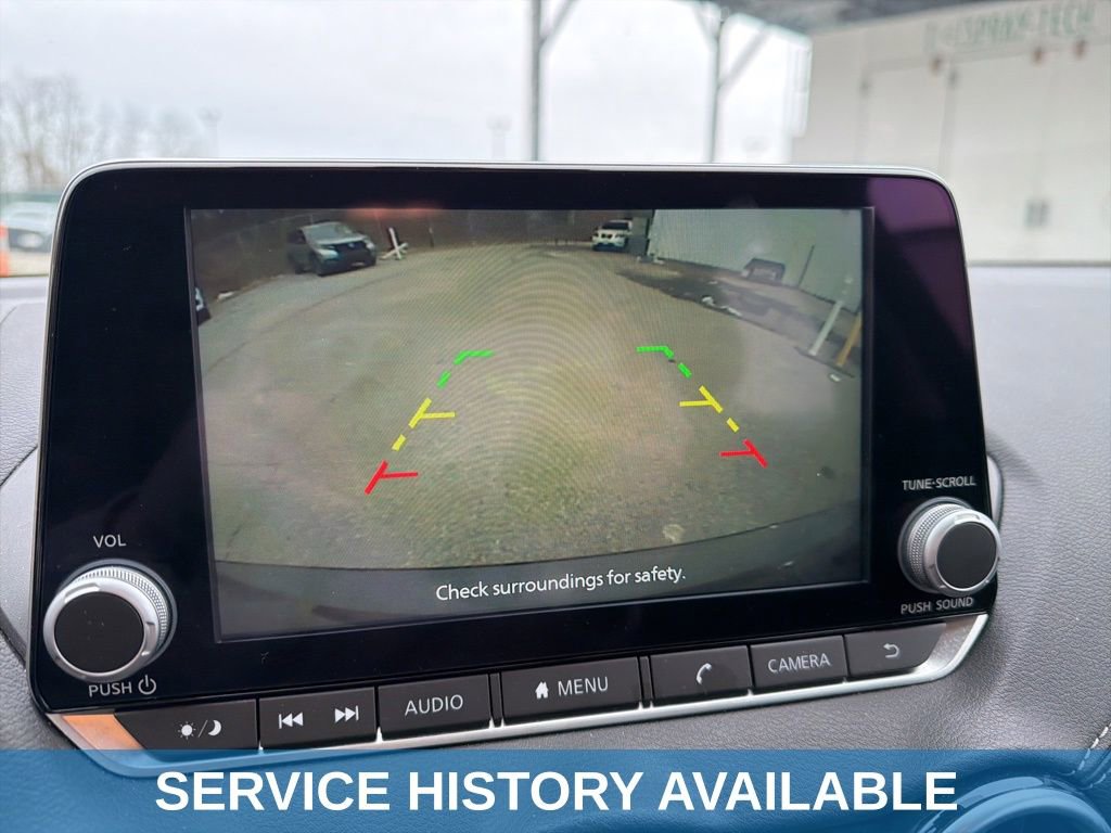 Used 2025 Nissan Sentra SV image 8