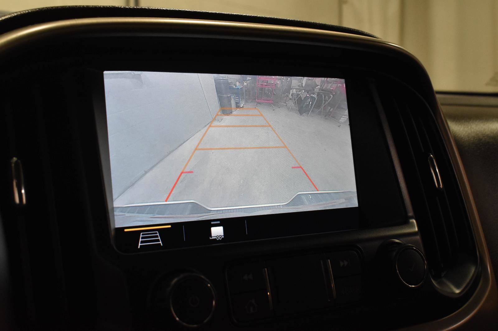 Used 2022 GMC Canyon Denali image 20