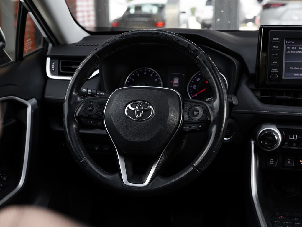 Used 2019 Toyota RAV4 XLE w/ Convenience Package AWD/4WD image 13