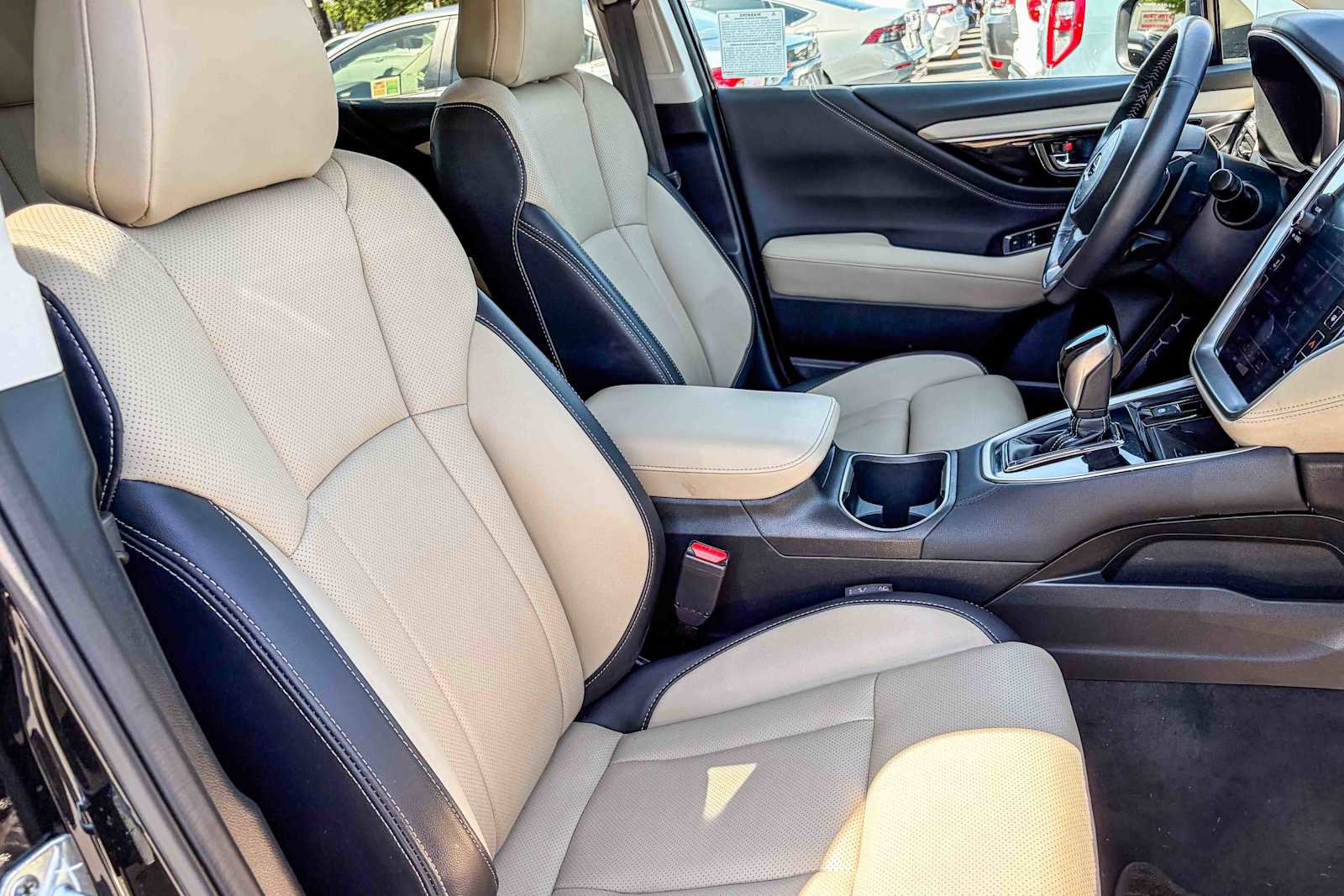 Used 2024 Subaru Outback Limited AWD/4WD image 16