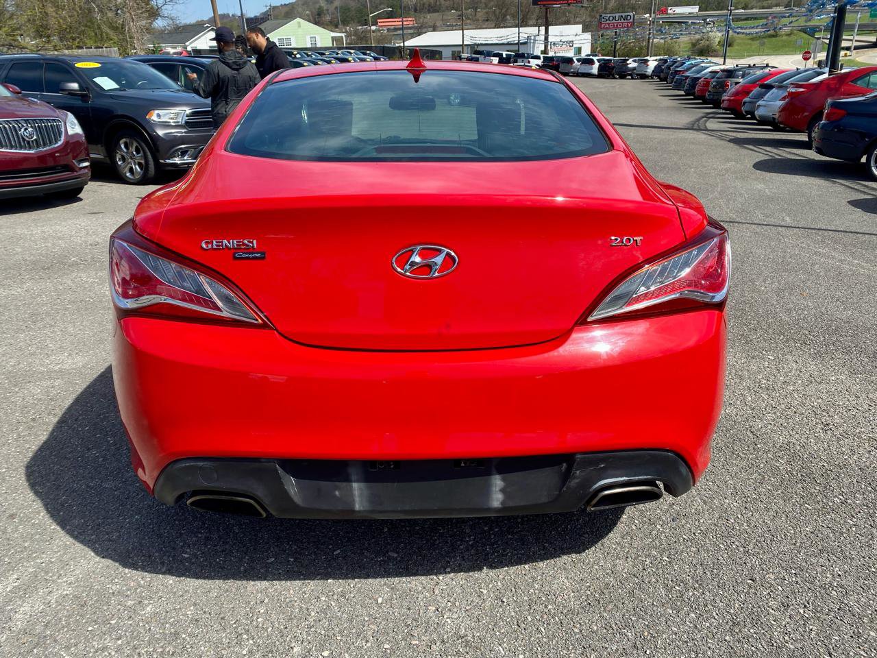 Used 2014 Hyundai Genesis 2.0T image 6