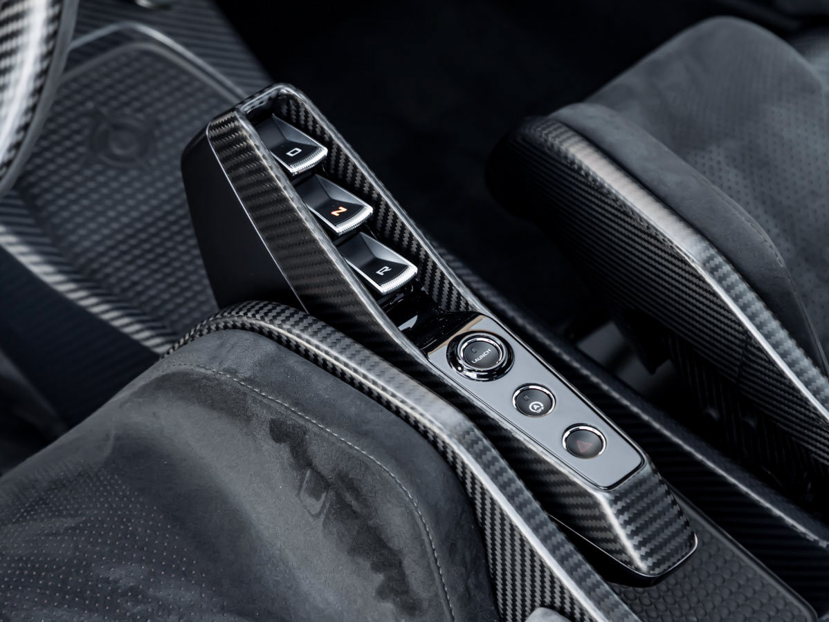 Used 2019 McLaren Senna RWD image 26