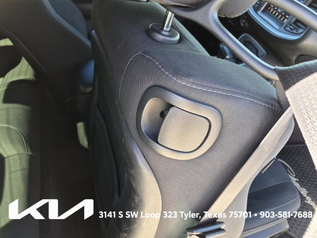 Used 2019 Dodge Challenger R/T w/ Driver Convenience Group RWD image 15