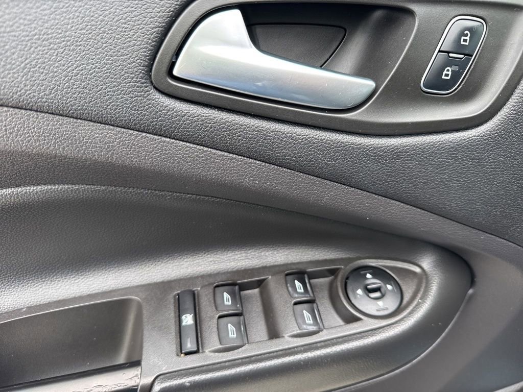 Used 2018 Ford Escape SE w/ SE Sync 3 Package FWD image 20