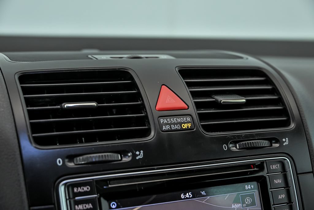 Used 2008 Volkswagen R32 AWD/4WD image 21