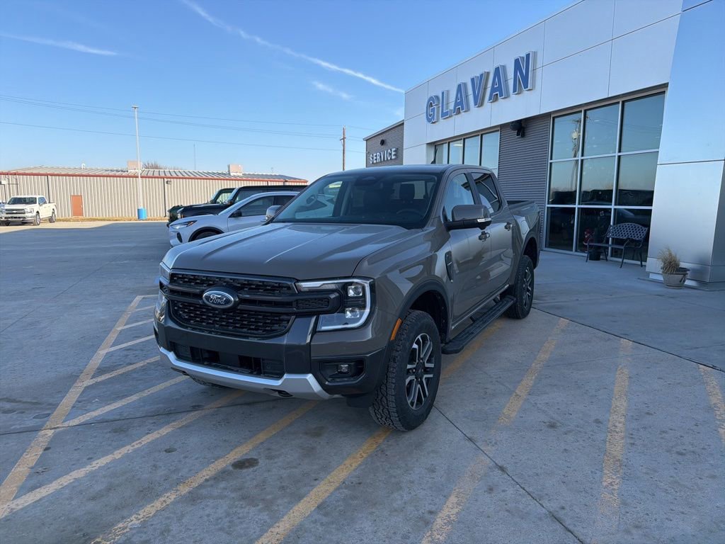 New 2025 Ford Ranger Lariat w/ FX4 Off-Road Package image 3