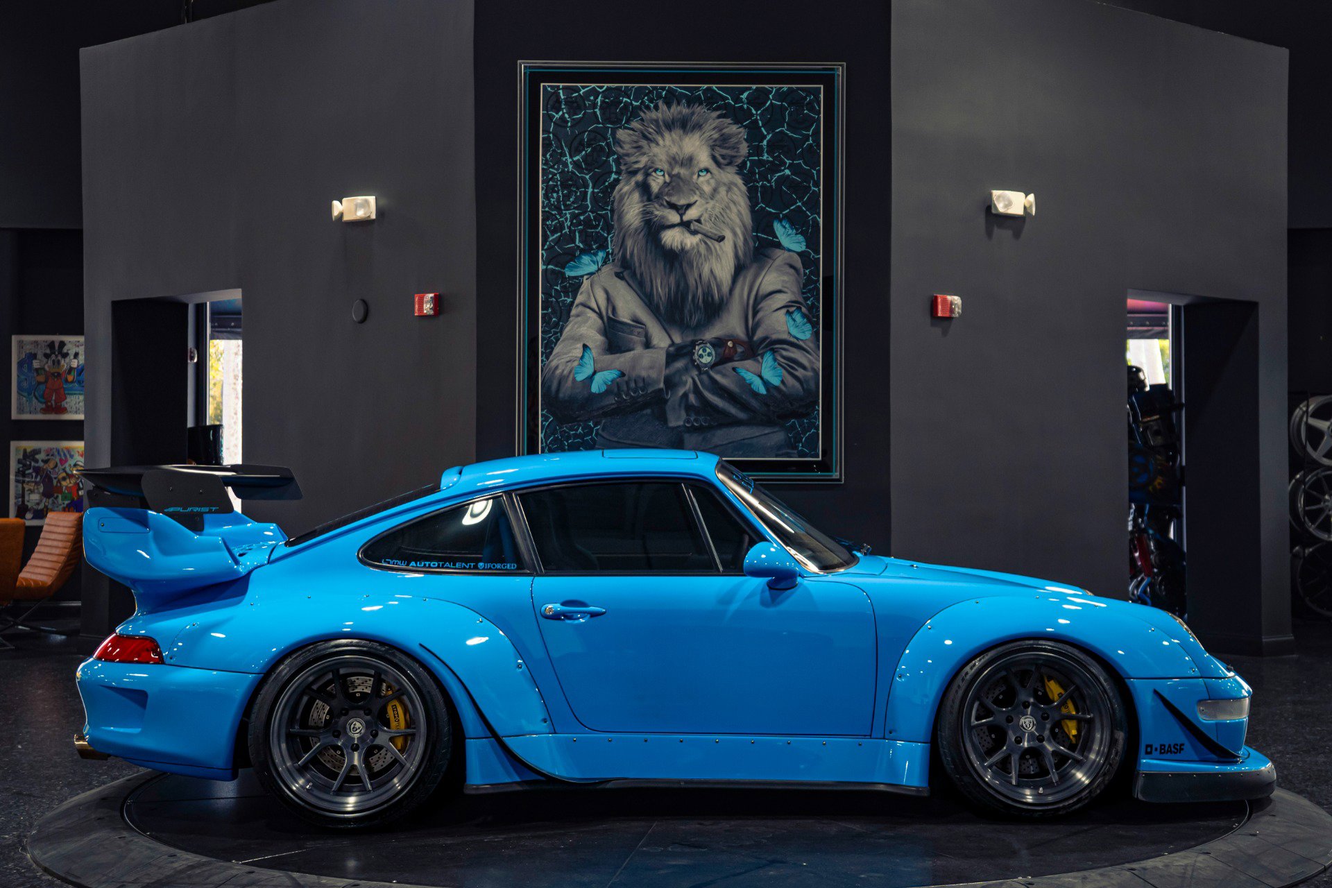 Used 1995 Porsche 911 GT3 RS image 33