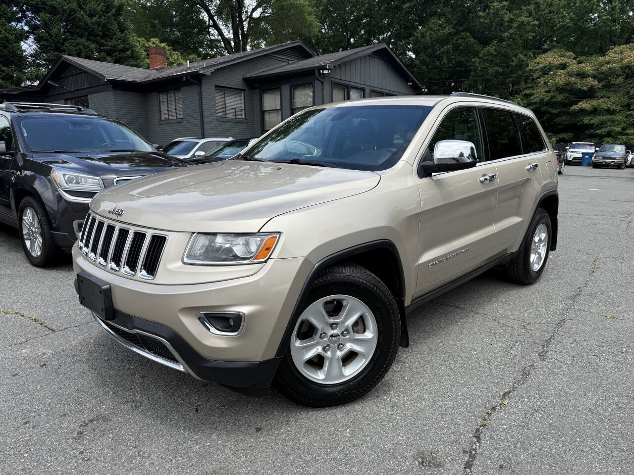 Used 2014 Jeep Grand Cherokee Laredo w/ Quick Order Package 23E